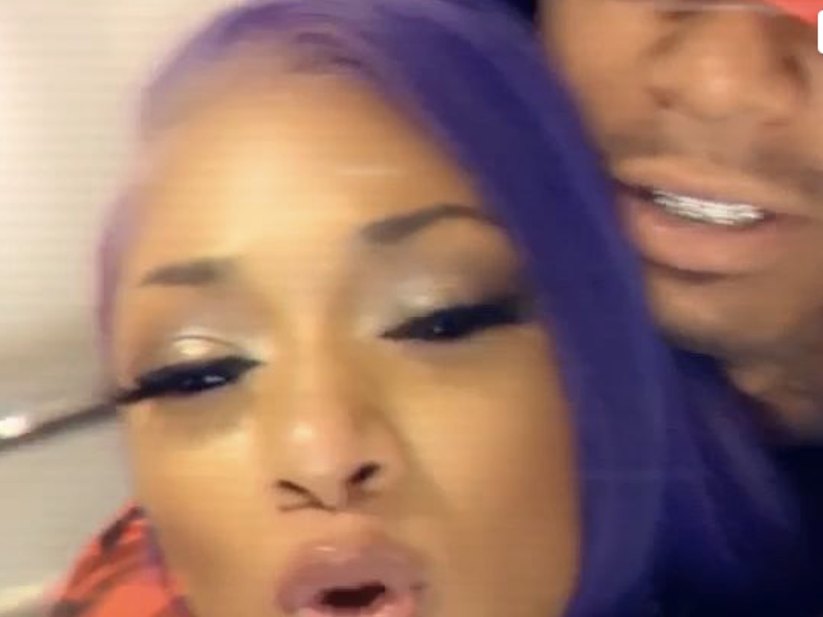 Megan Thee Stallion + Moneybagg Yo Clock In Relationship Goals In New Clip – SOHH.com1600 x 1200