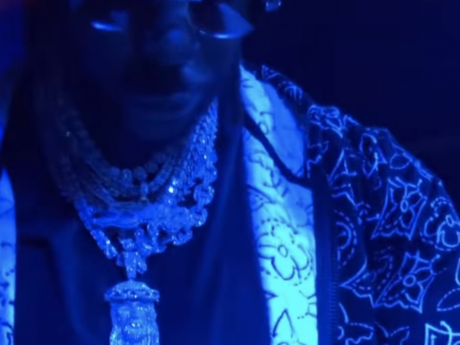 2 Chainz Attends One Of The Most Epic-Looking Nightclubs Ever  SOHH.com