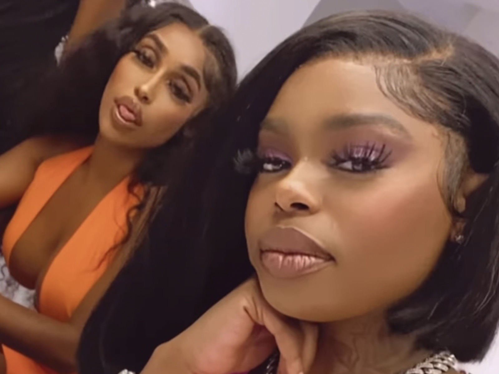 Dreezy Has The Time Of Her Life With Her Girlfriends  SOHH.com