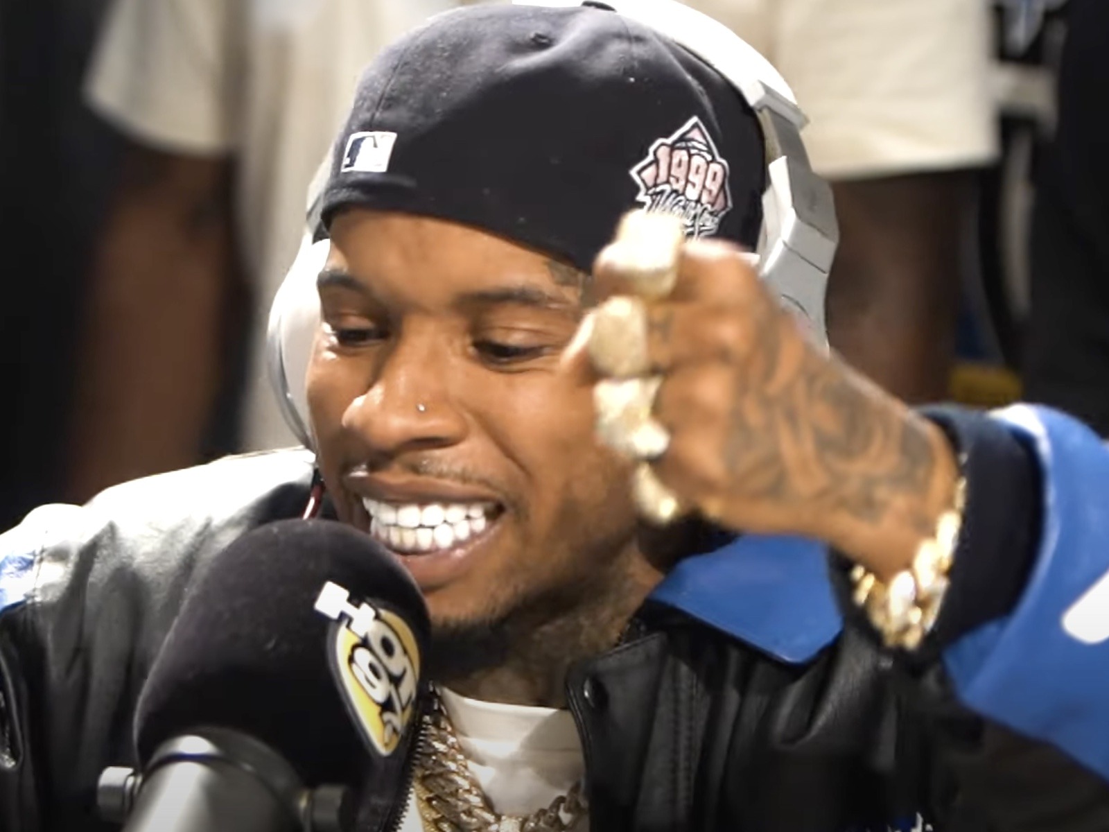 Tory Lanez Discredits Meg Thee Stallion's Awards In Hot 97 Freestyle  SOHH.com